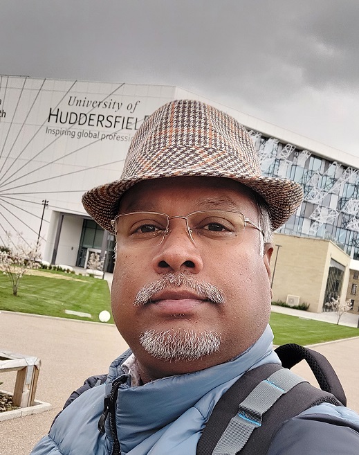 Headshot of Paul Vasantharaj