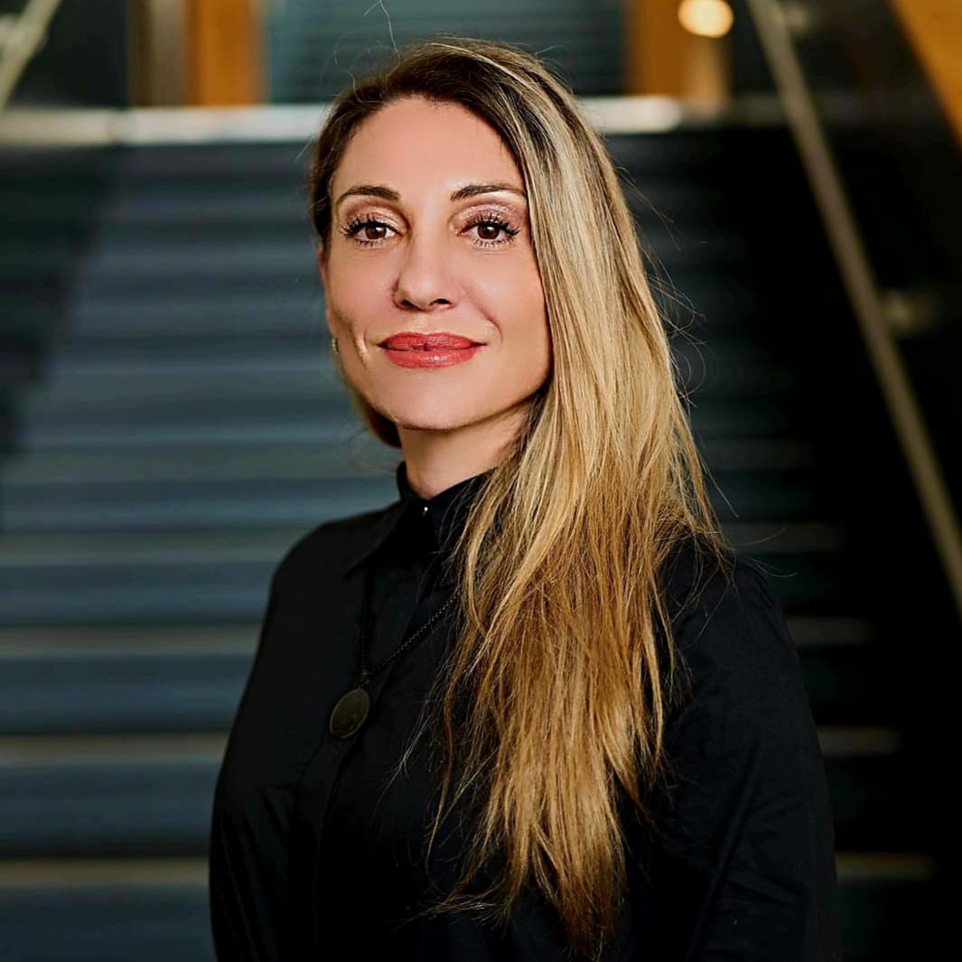 Calli Tzani Pepelasi headshot